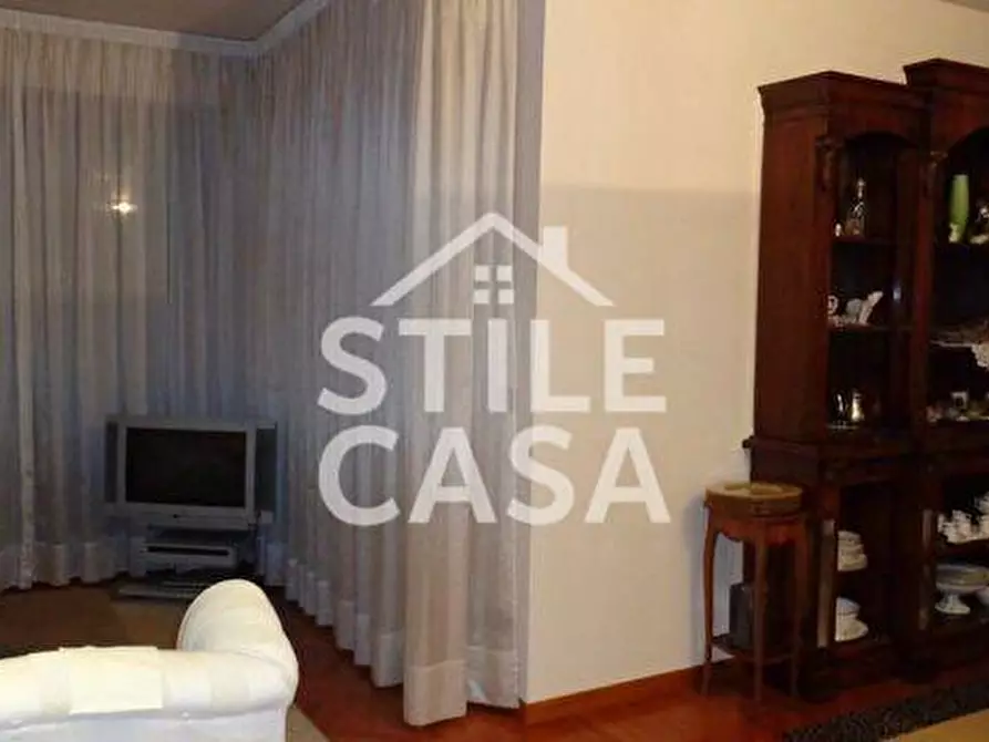 Immagine 5 di Appartamento in vendita  a Montecatini Terme