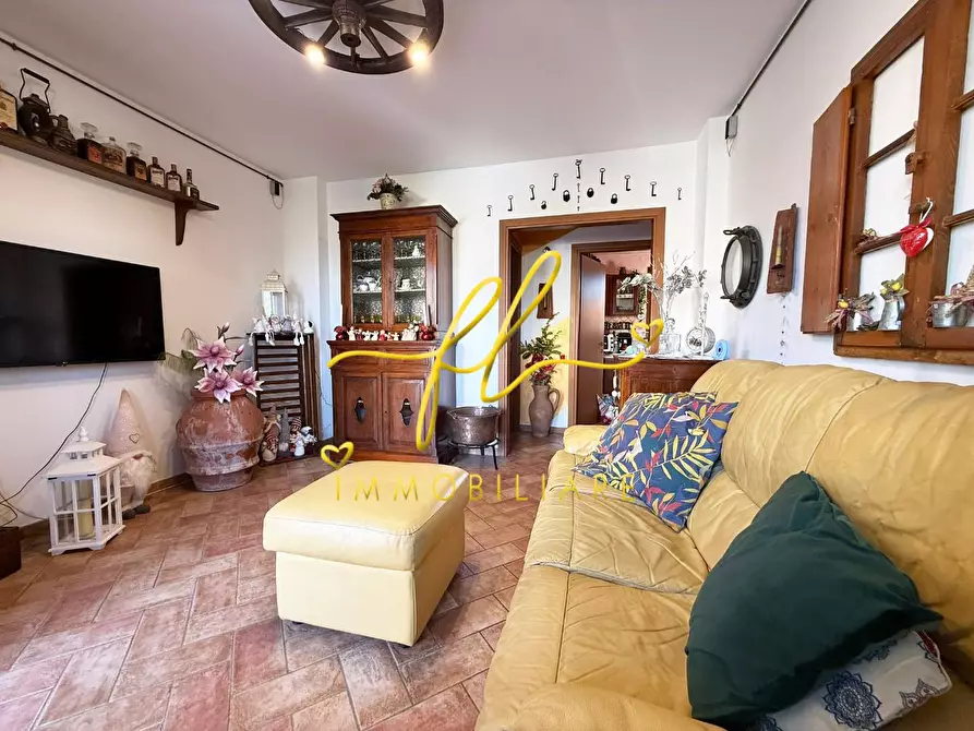 Immagine 8 di Villetta a schiera in vendita  a Cecina