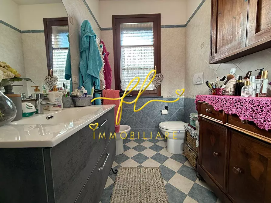 Immagine 25 di Villetta a schiera in vendita  a Cecina