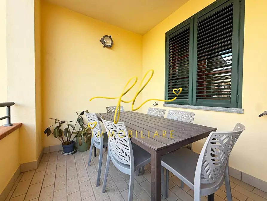 Immagine 3 di Villetta a schiera in vendita  a Cecina