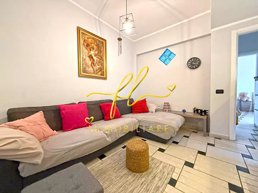 Immagine 3 di Appartamento in vendita  a Cecina