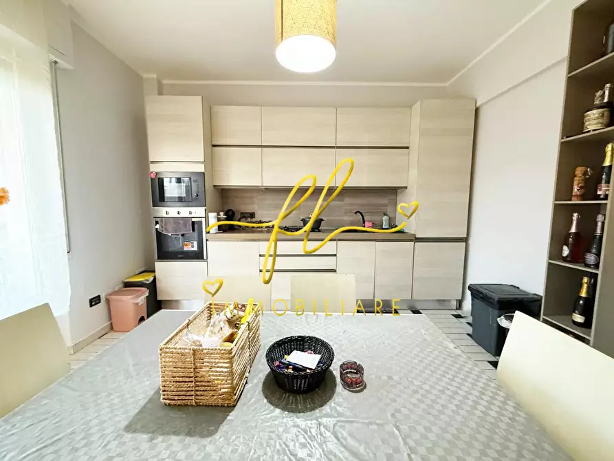 Immagine 7 di Appartamento in vendita  a Cecina