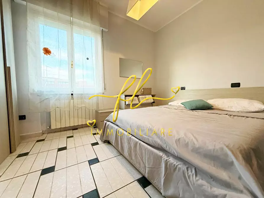 Immagine 9 di Appartamento in vendita  a Cecina