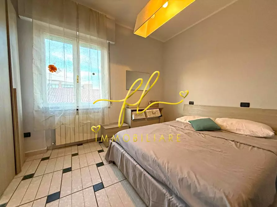 Immagine 10 di Appartamento in vendita  a Cecina