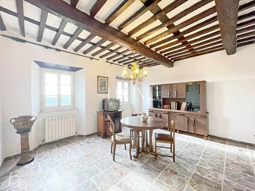 Immagine 18 di Casa semindipendente in vendita  a Camaiore