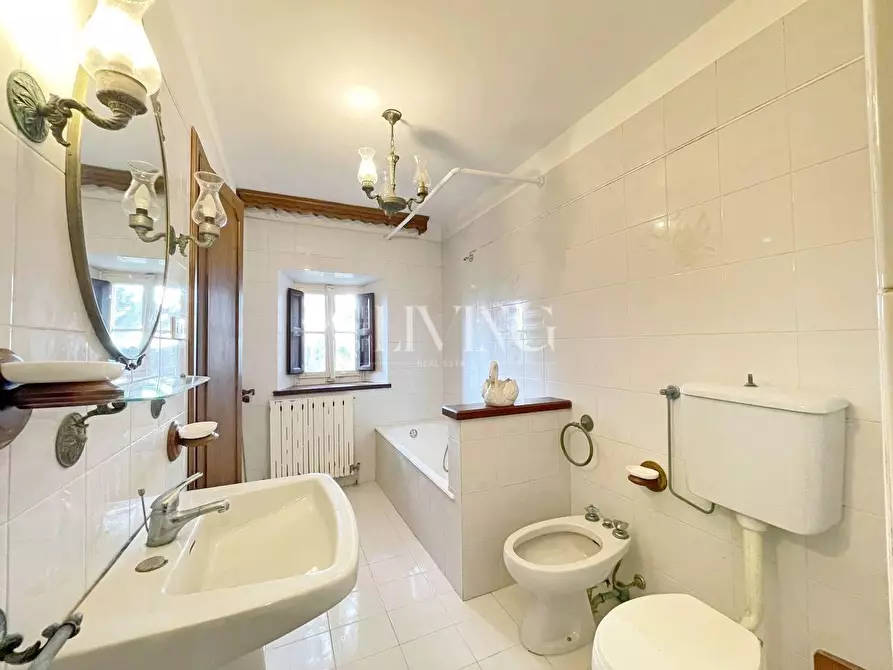 Immagine 29 di Casa semindipendente in vendita  a Camaiore