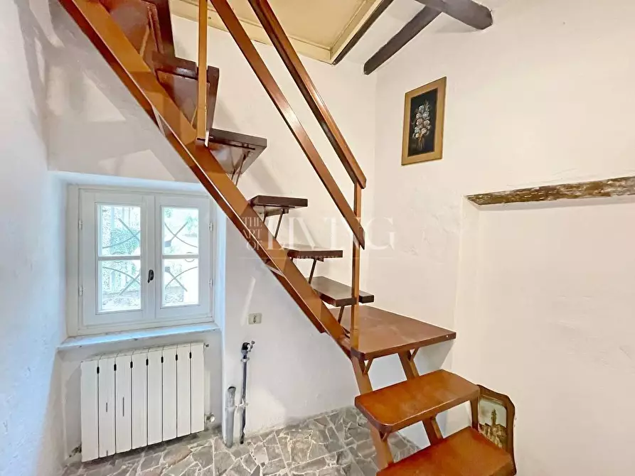 Immagine 25 di Casa semindipendente in vendita  a Camaiore