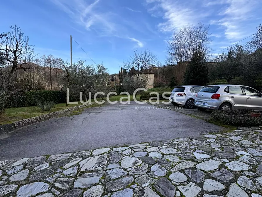 Immagine 46 di Casa semindipendente in vendita  a Borgo A Mozzano