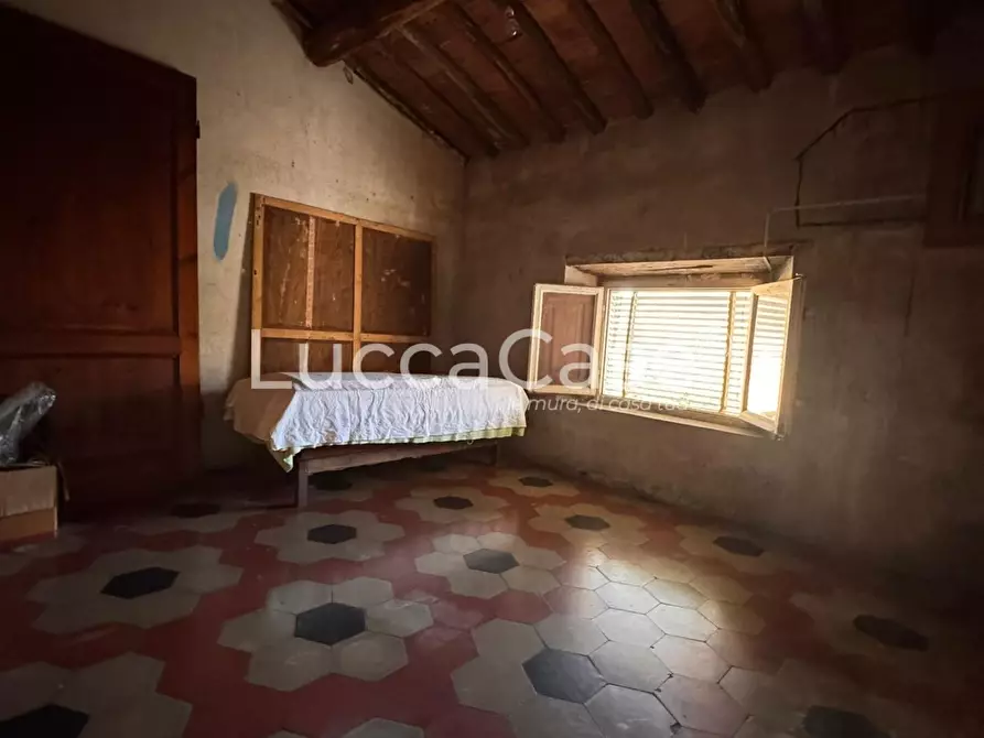 Immagine 28 di Casa semindipendente in vendita  a Borgo A Mozzano