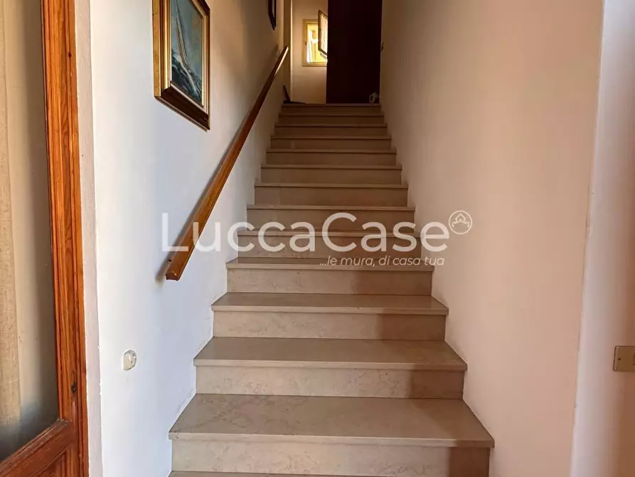 Immagine 22 di Casa semindipendente in vendita  a Borgo A Mozzano