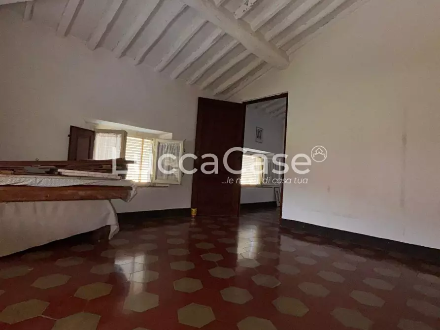 Immagine 37 di Casa semindipendente in vendita  a Borgo A Mozzano