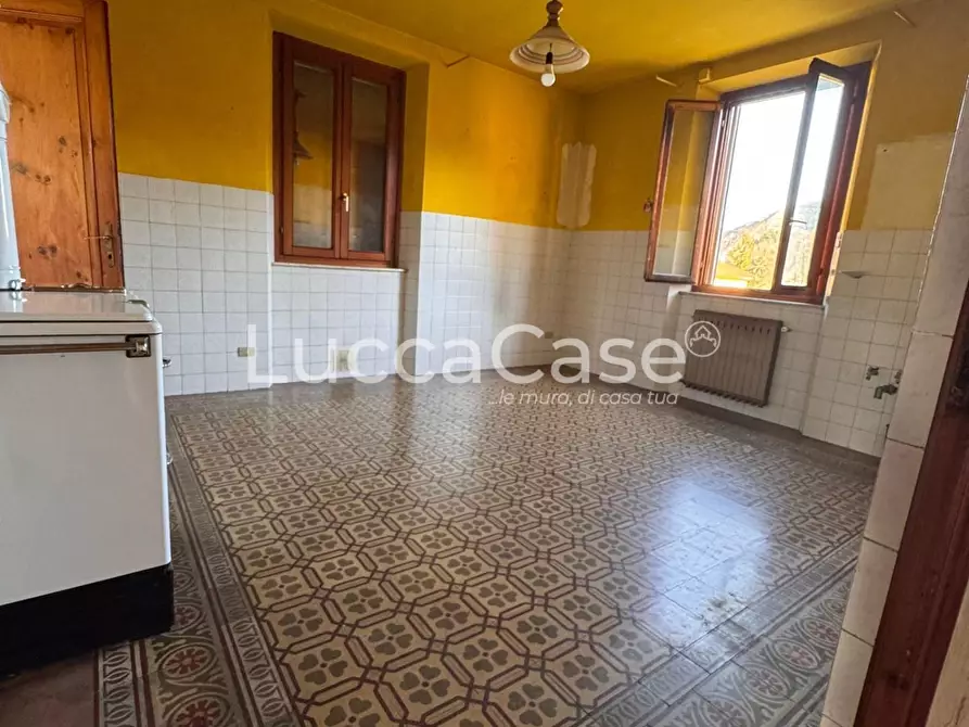 Immagine 8 di Casa semindipendente in vendita  a Borgo A Mozzano