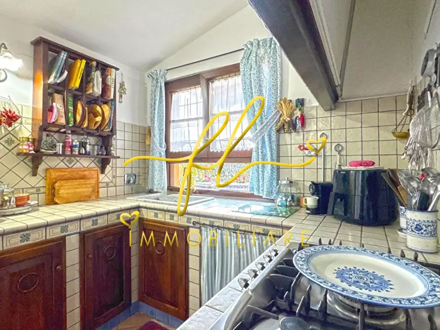 Immagine 12 di Casa colonica in vendita  a Rosignano Marittimo