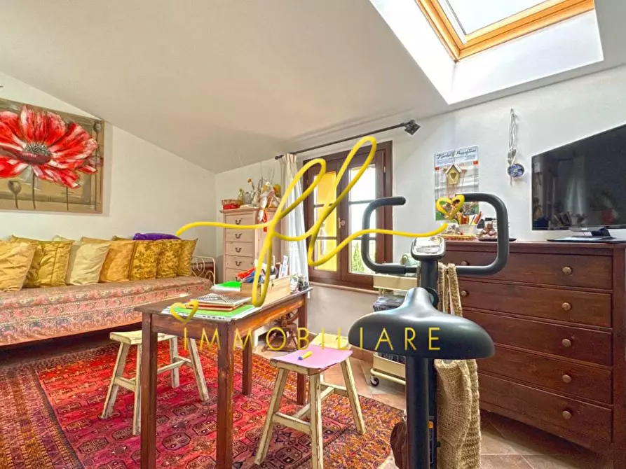 Immagine 28 di Casa colonica in vendita  a Rosignano Marittimo