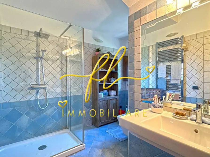 Immagine 17 di Casa colonica in vendita  a Rosignano Marittimo