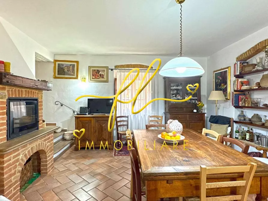 Immagine 9 di Casa colonica in vendita  a Rosignano Marittimo