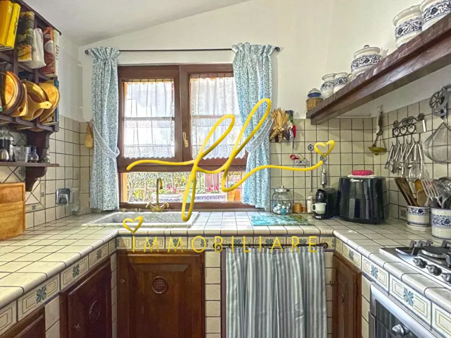 Immagine 13 di Casa colonica in vendita  a Rosignano Marittimo