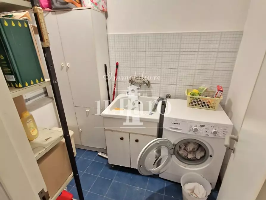 Immagine 12 di Villetta a schiera in vendita  a Campi Bisenzio