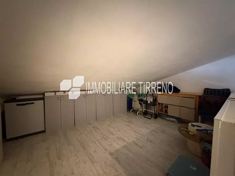 Immagine 19 di Appartamento in vendita  a Massa