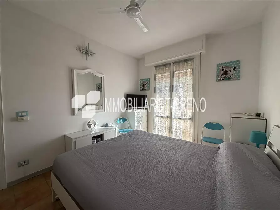 Immagine 10 di Appartamento in vendita  a Massa