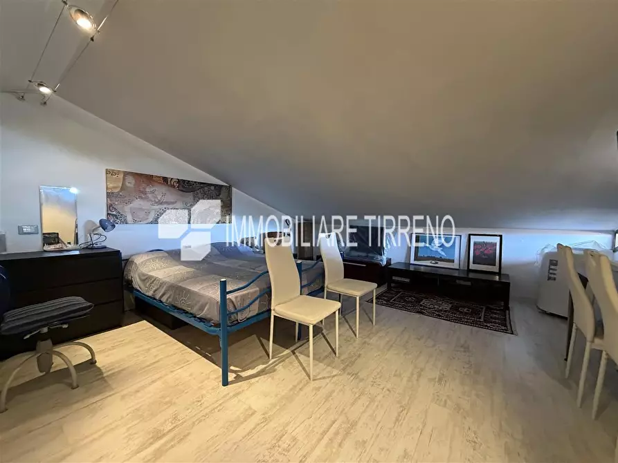 Immagine 16 di Appartamento in vendita  a Massa