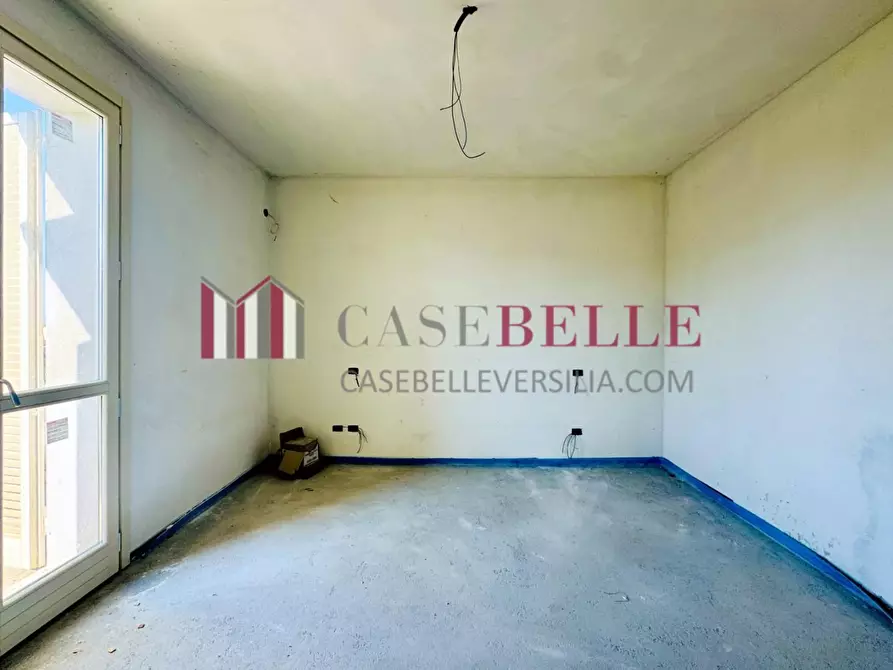 Immagine 19 di Casa bifamiliare in vendita  a Camaiore