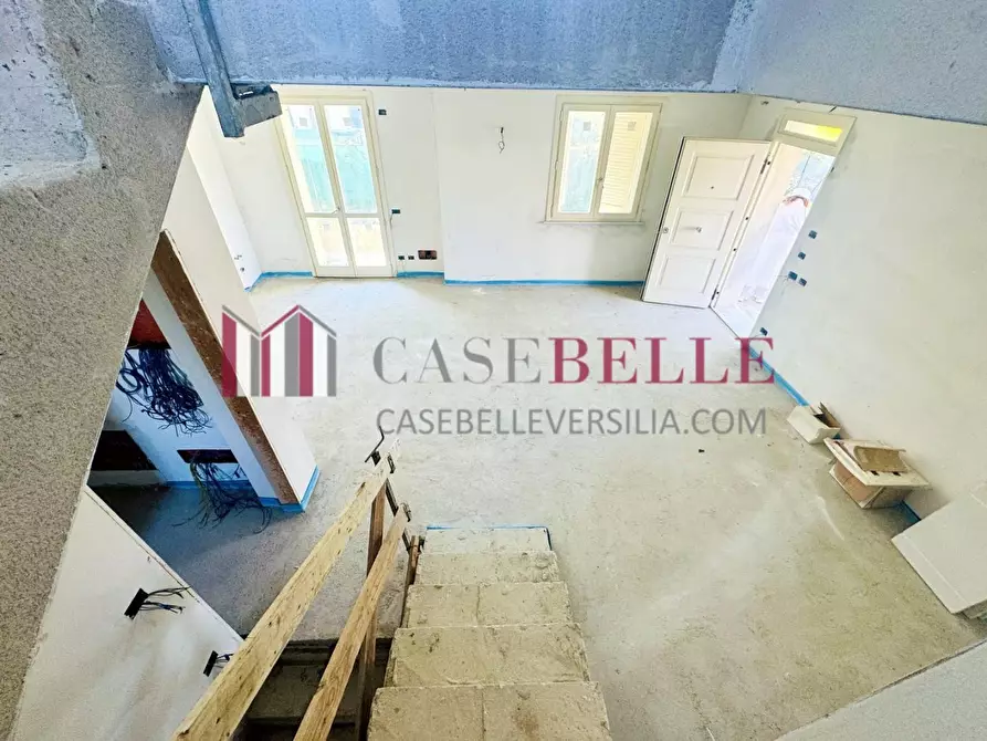 Immagine 24 di Casa bifamiliare in vendita  a Camaiore