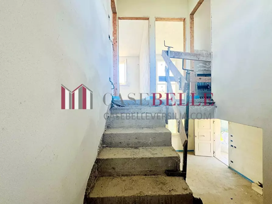 Immagine 16 di Casa bifamiliare in vendita  a Camaiore