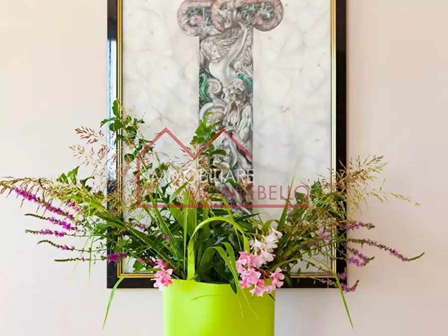 Immagine 26 di Villa in vendita  a Camaiore