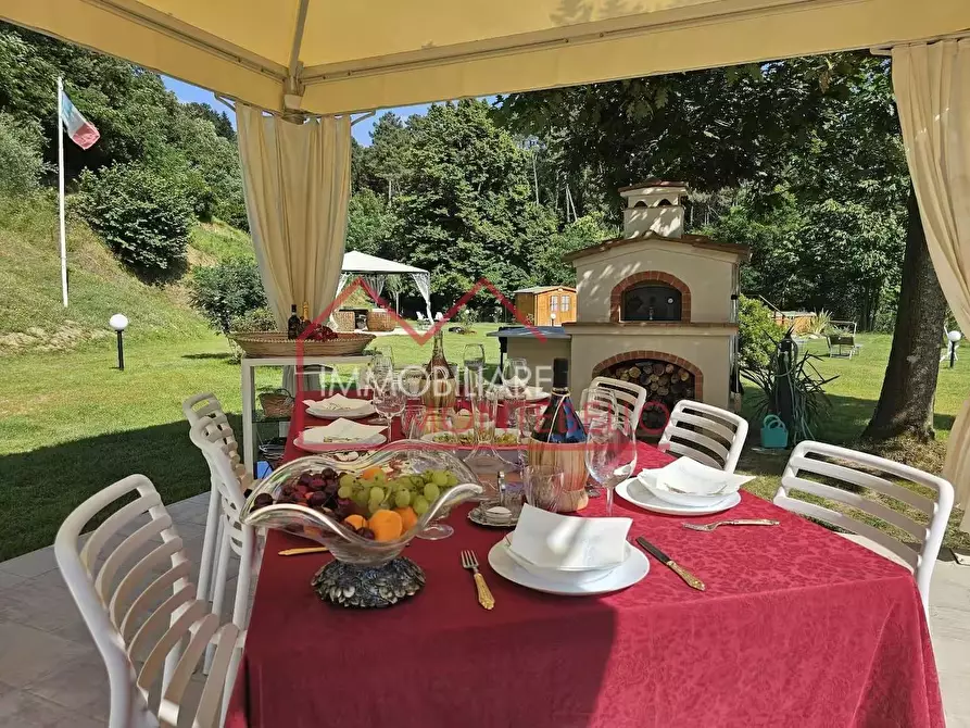 Immagine 33 di Villa in vendita  a Camaiore