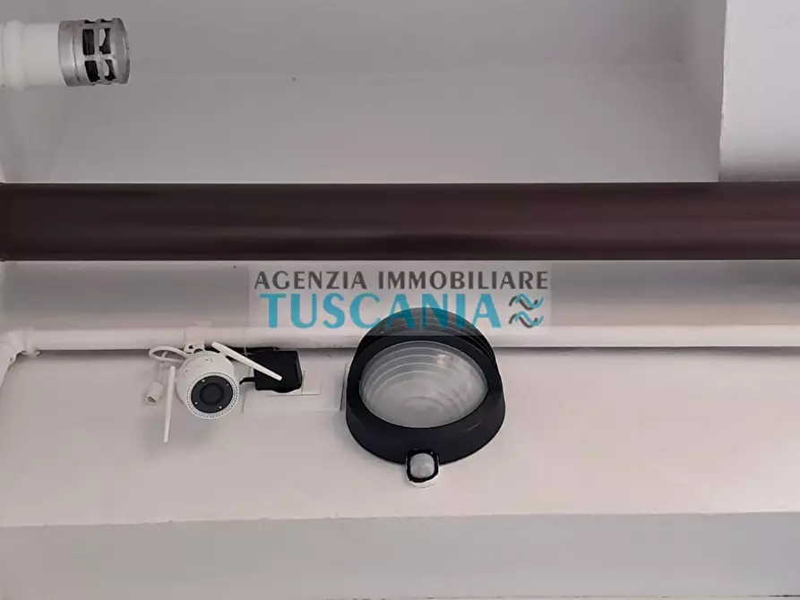 Immagine 13 di Appartamento in vendita  a Cecina