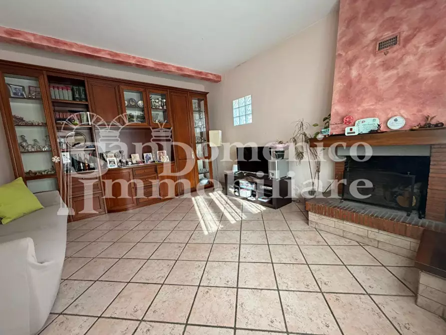 Immagine 12 di Porzione di casa in vendita  a Pisa