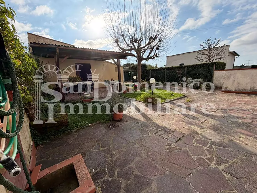 Immagine 2 di Porzione di casa in vendita  a Pisa