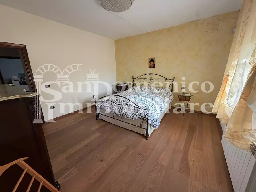 Immagine 36 di Porzione di casa in vendita  a Pisa