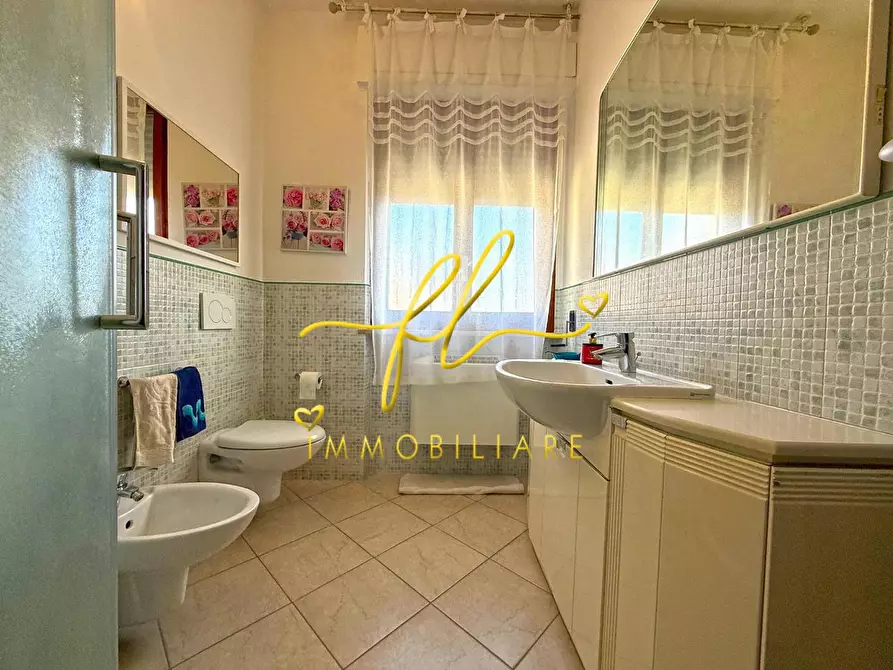 Immagine 23 di Mansarda in vendita  a Cecina