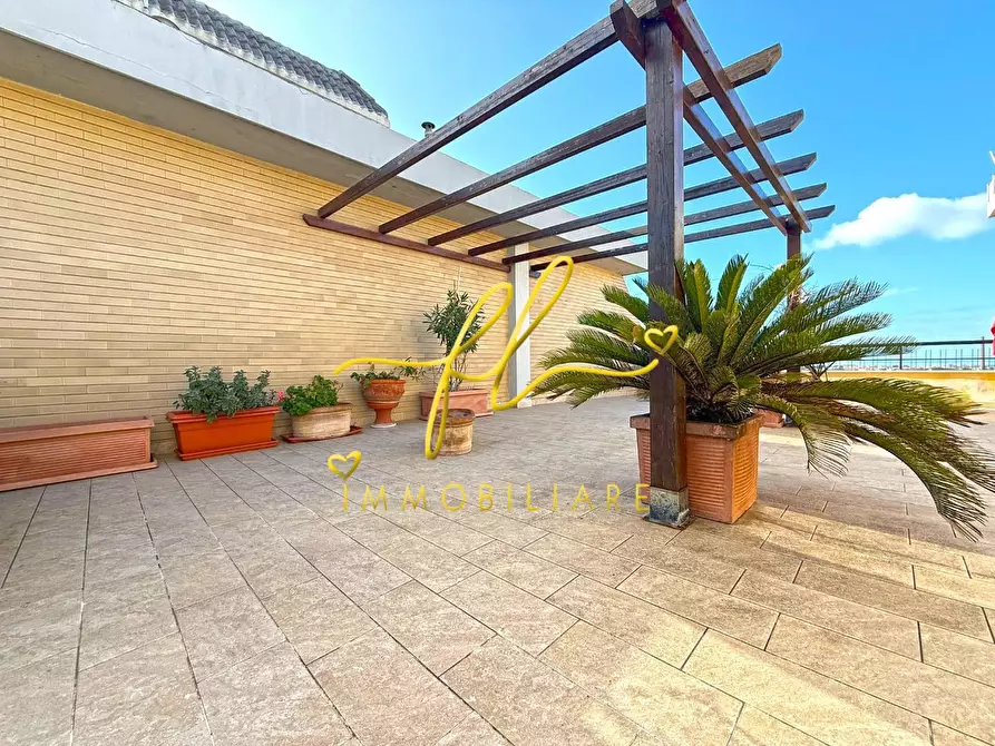 Immagine 8 di Mansarda in vendita  a Cecina