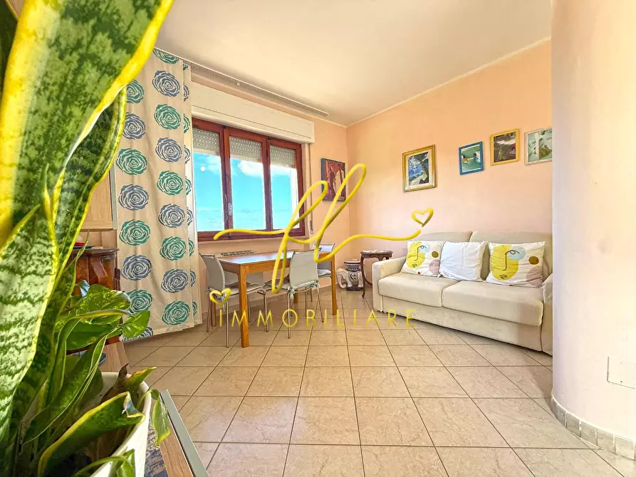 Immagine 15 di Mansarda in vendita  a Cecina