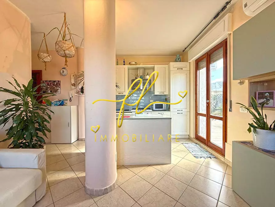 Immagine 1 di Mansarda in vendita  a Cecina