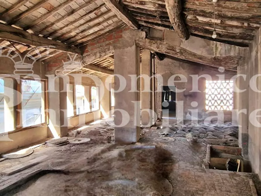 Immagine 8 di Rustico / casale in vendita  a Calci