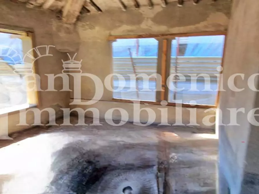 Immagine 20 di Rustico / casale in vendita  a Calci