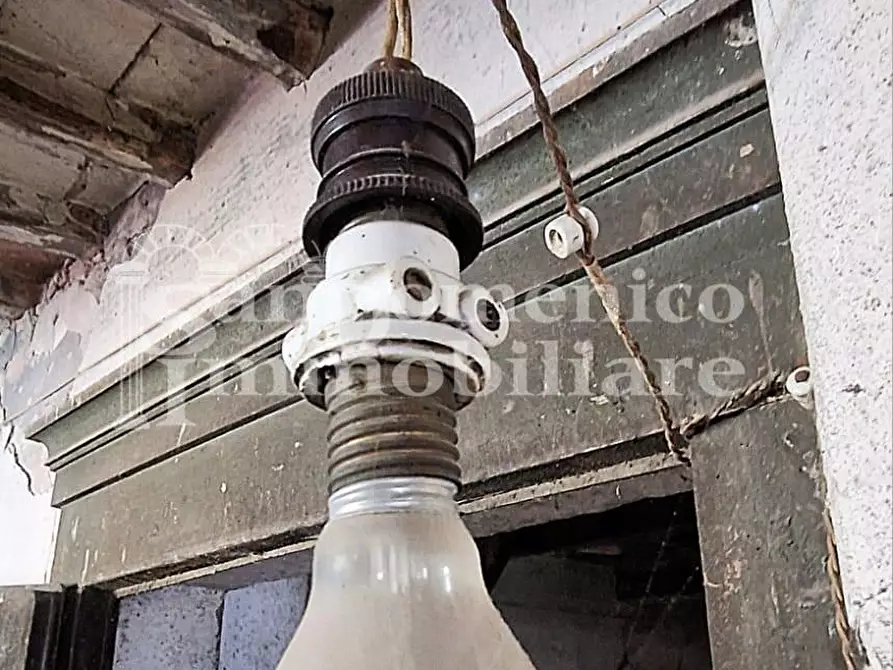Immagine 41 di Rustico / casale in vendita  a Calci