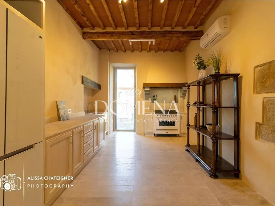 Immagine 8 di Villa in vendita  a Tuoro Sul Trasimeno