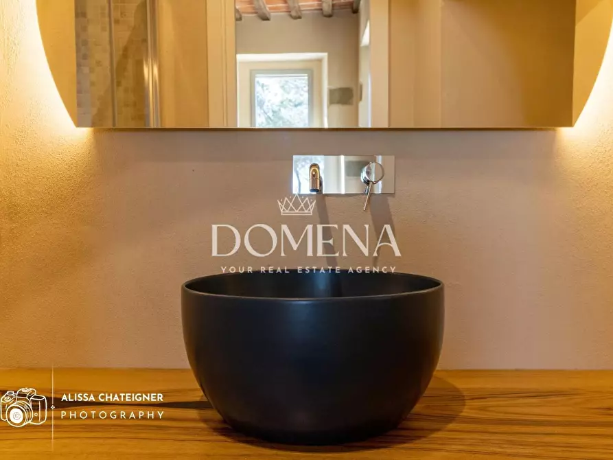 Immagine 59 di Villa in vendita  a Tuoro Sul Trasimeno