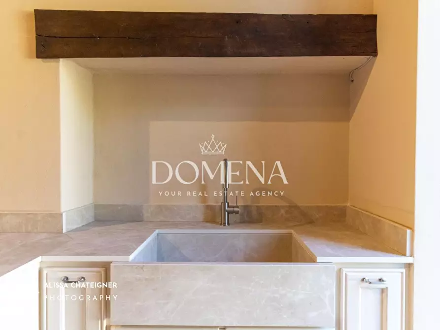 Immagine 11 di Villa in vendita  a Tuoro Sul Trasimeno