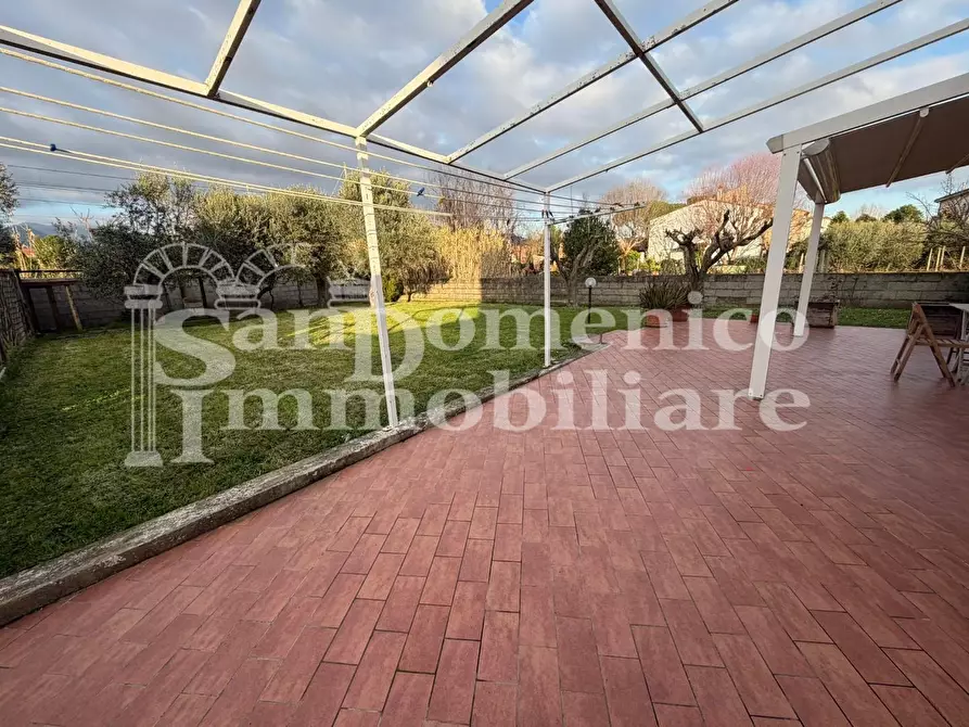 Immagine 12 di Casa bifamiliare in vendita  a Cascina