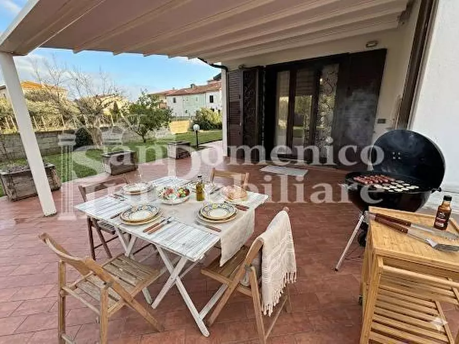 Immagine 36 di Casa bifamiliare in vendita  a Cascina