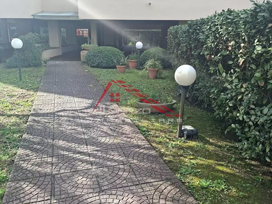 Immagine 1 di Appartamento in vendita  a Pisa