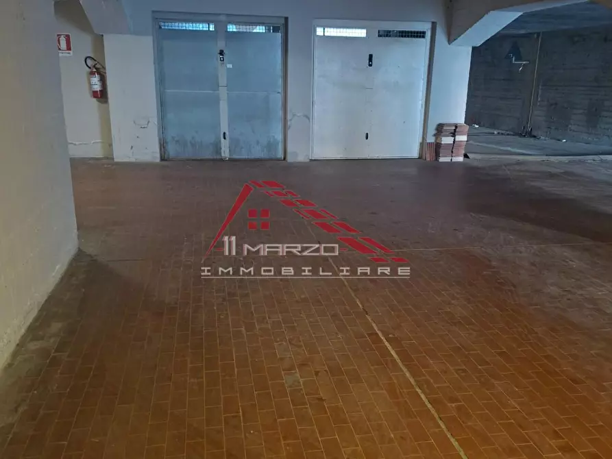 Immagine 27 di Appartamento in vendita  a Pisa