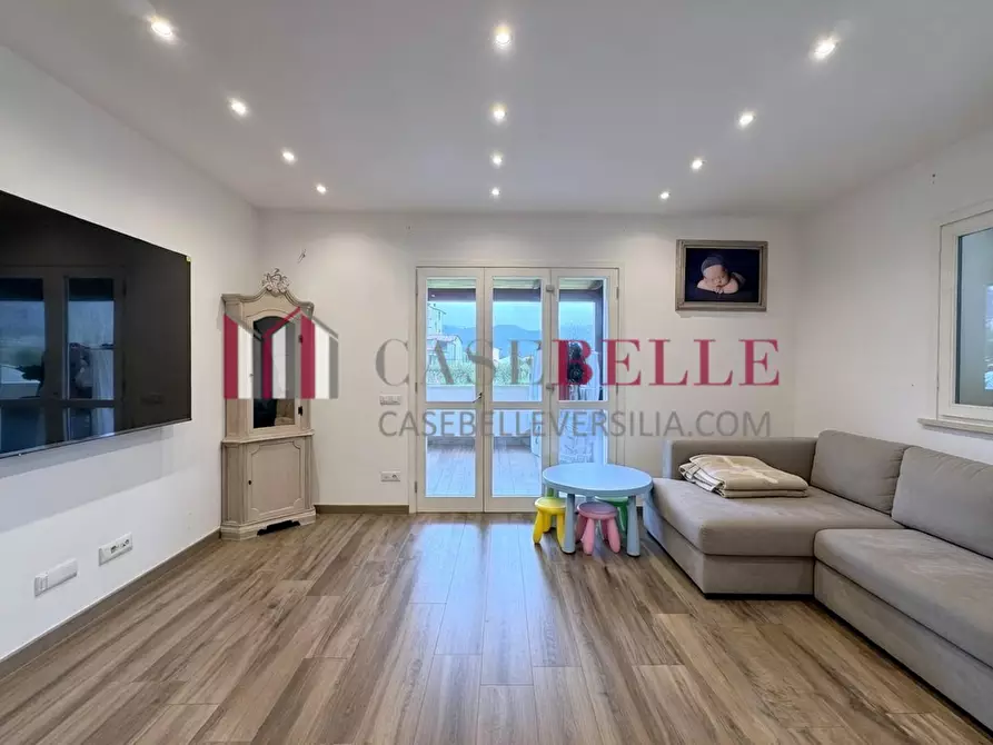 Immagine 4 di Casa bifamiliare in vendita  a Massarosa