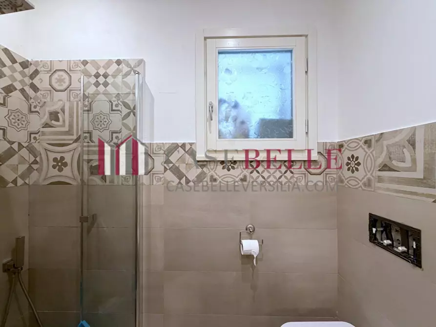 Immagine 16 di Casa bifamiliare in vendita  a Massarosa